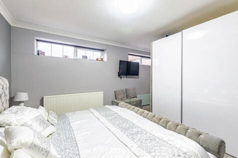 bedroom1b