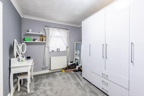 bedroom5