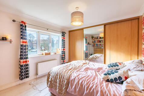 bedroom1b