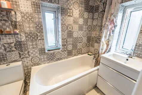 bathroom1