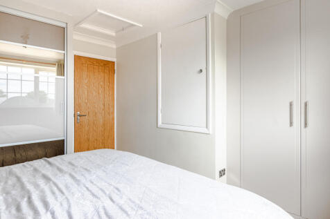 bedroom2b