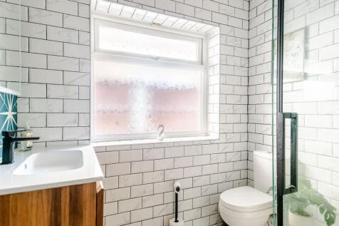 showerroom1