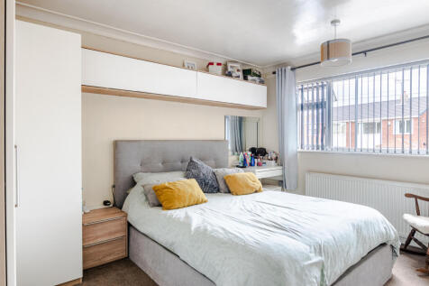 bedroom1
