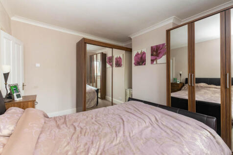 Bedroom2
