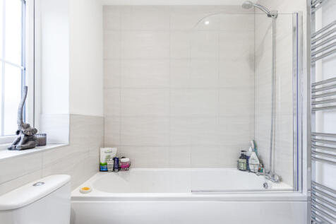 bathroom b