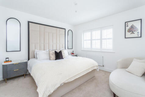 bedroom 1a
