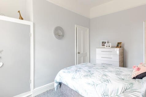 bedroom2