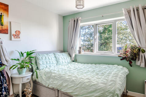 bedroom2a
