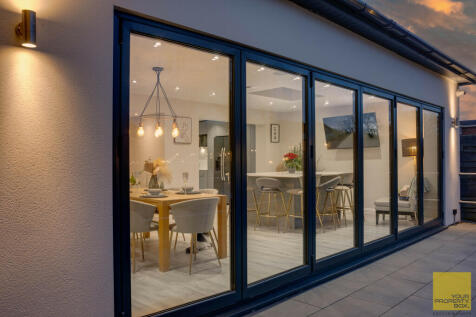 152 Battenhall Road-54