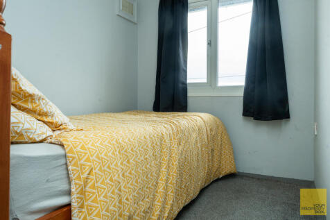 34 Bromwich Road0080
