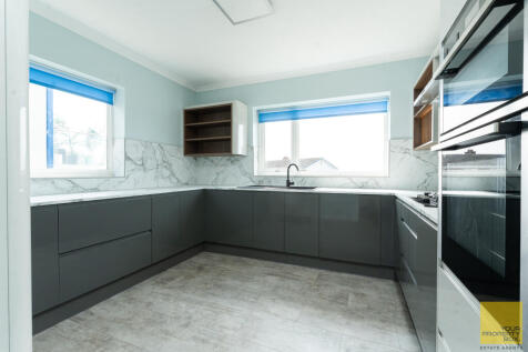 24 the Ridgeway0004