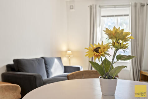 Flat 2-12.JPG