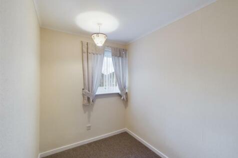 CAM01931G0-PR0242-STILL014.jpg