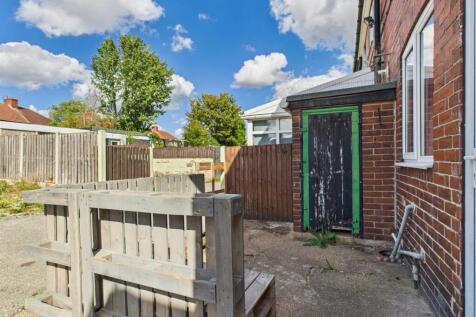CAM01931G0-PR0311-STILL036.jpg