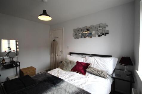 Bedroom 2  .JPG