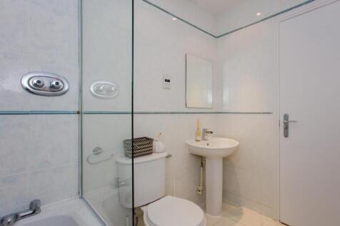 13 Yarlington Court-LR-23.jpg