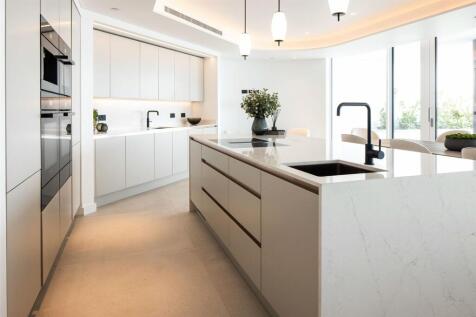 Show Apartment