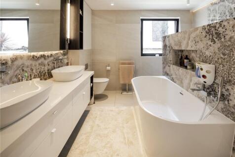 Bedroom 1 En Suite