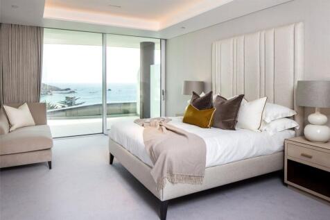 Show Apartment