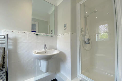 Bedroom Two EnSuite