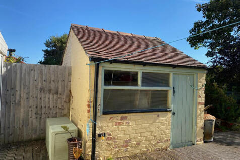 Outbuilding