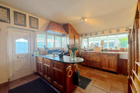 &#39;Farm House&#39; Kitchen