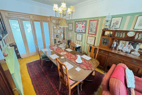 Lounge Diner