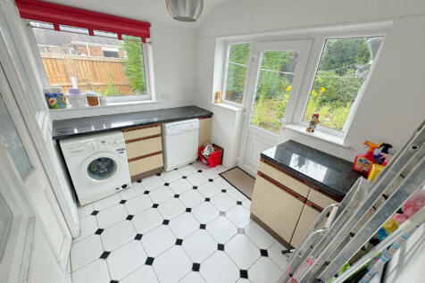 Utility/Rear Porch