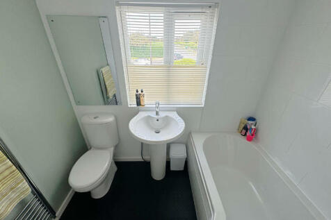 Bedroom Two Ensuite