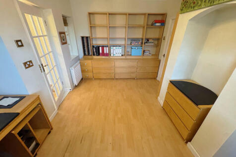 Second Lounge/Office