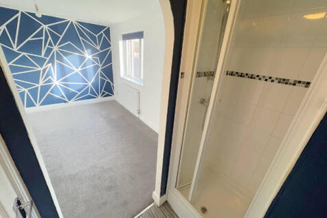 Bedroom One Ensuite