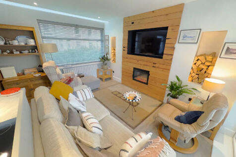 Open Plan Dining Kitchen/Lounge