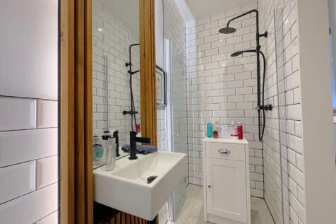 Bedroom One Ensuite