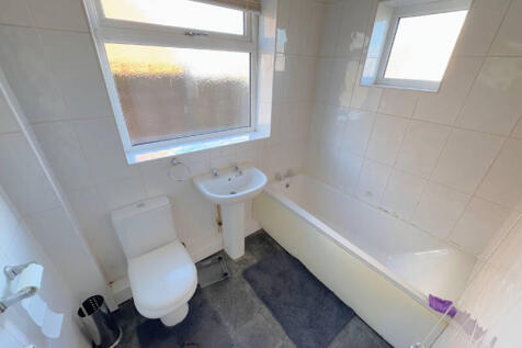 Ground Floor Bathroom