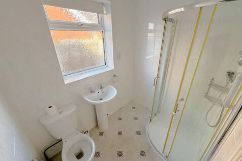 Ground Floor Bathroom