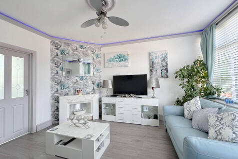 Front Lounge