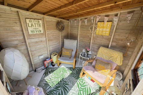 Rear Garden Summer house