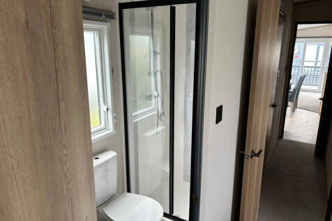 Bedroom One Ensuite