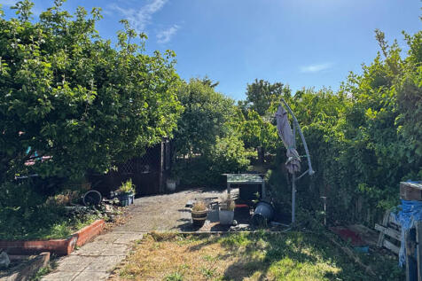 Large Rear Garden