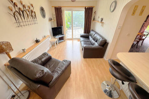 Second Lounge/Family Room