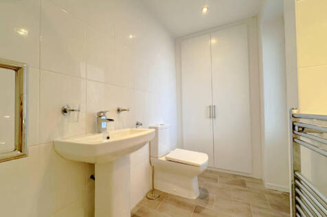 Bedroom One Ensuite