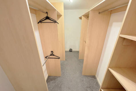 Walk in Wardrobe