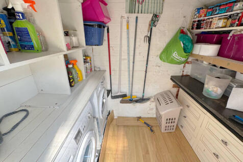 Outbuilding/Utility