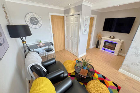 Ground Floor Bedroom/Lounge