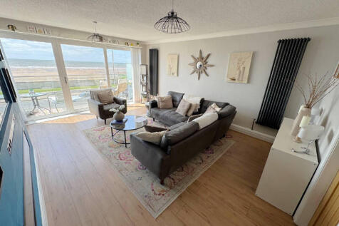 First Floor Lounge