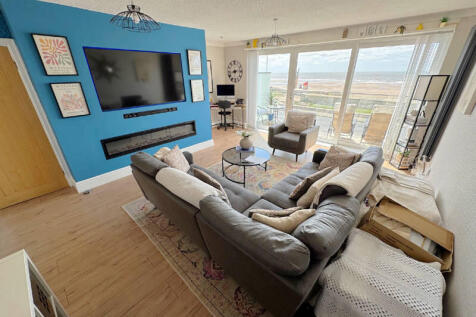 First Floor Lounge