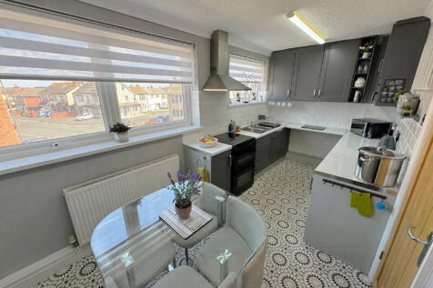 First Floor Dining Kitchen