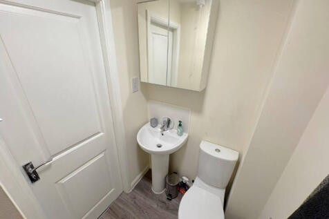 Bedroom One Ensuite