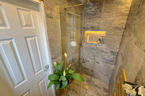 Ensuite Shower