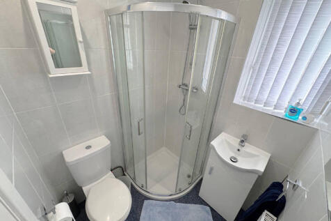 Ground Floor WC/Shower Room